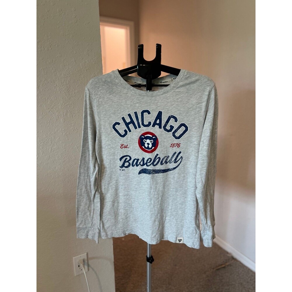 Chicago Cubs Long Sleeve Shirt - Men’s size Small